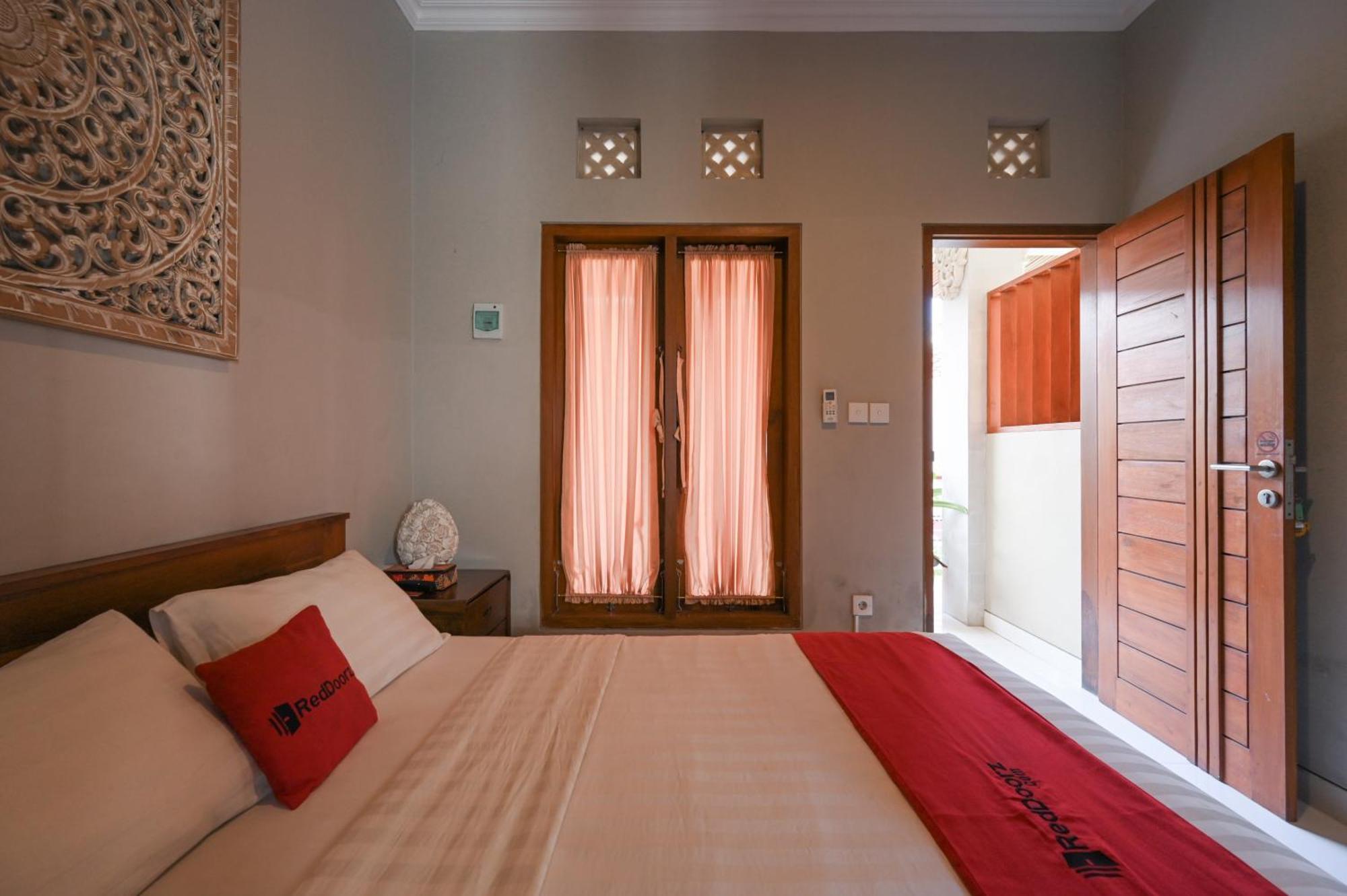 Reddoorz Near Mertasari Beach 2 Pesanggaran Dış mekan fotoğraf