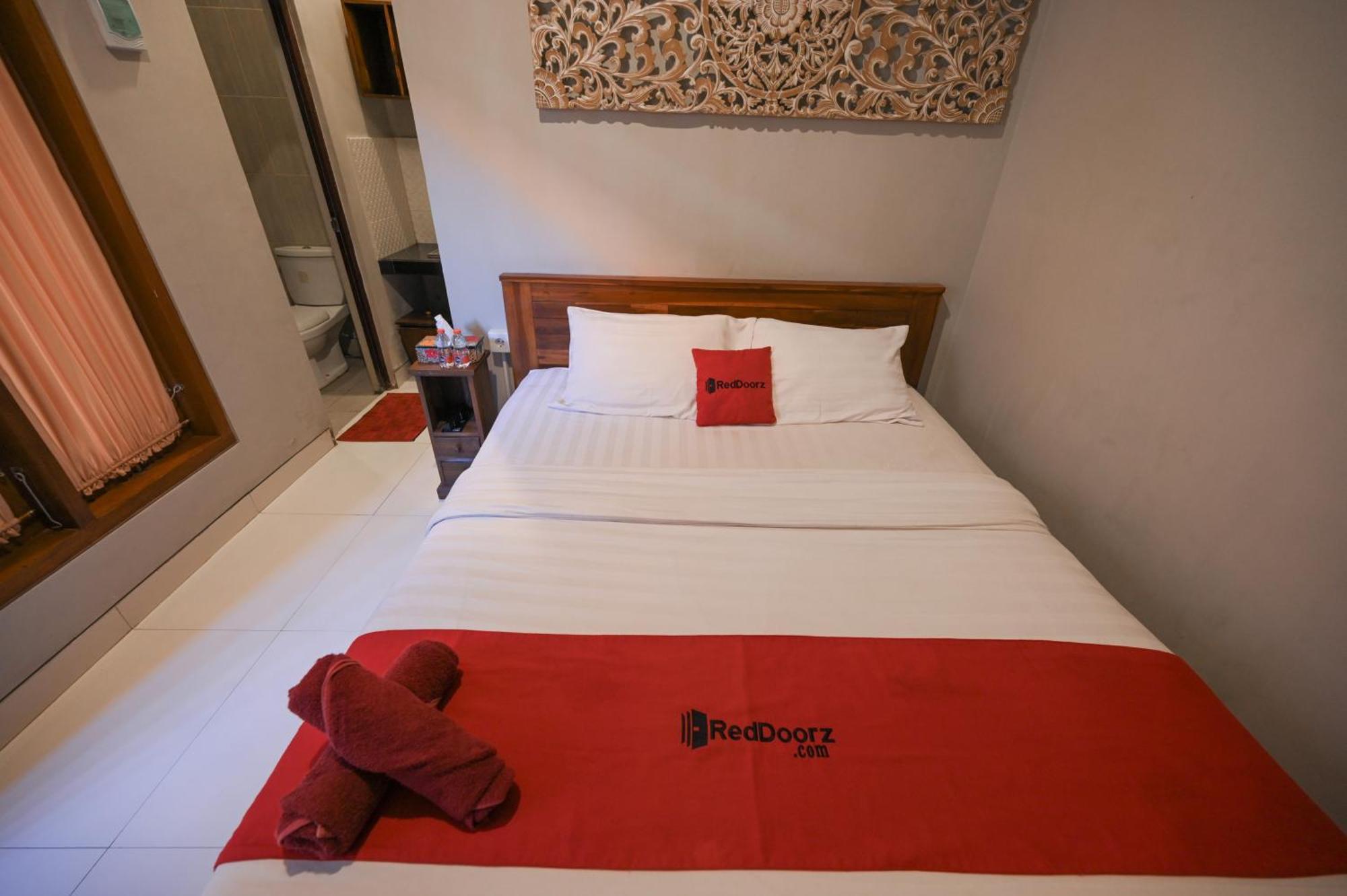 Reddoorz Near Mertasari Beach 2 Pesanggaran Dış mekan fotoğraf