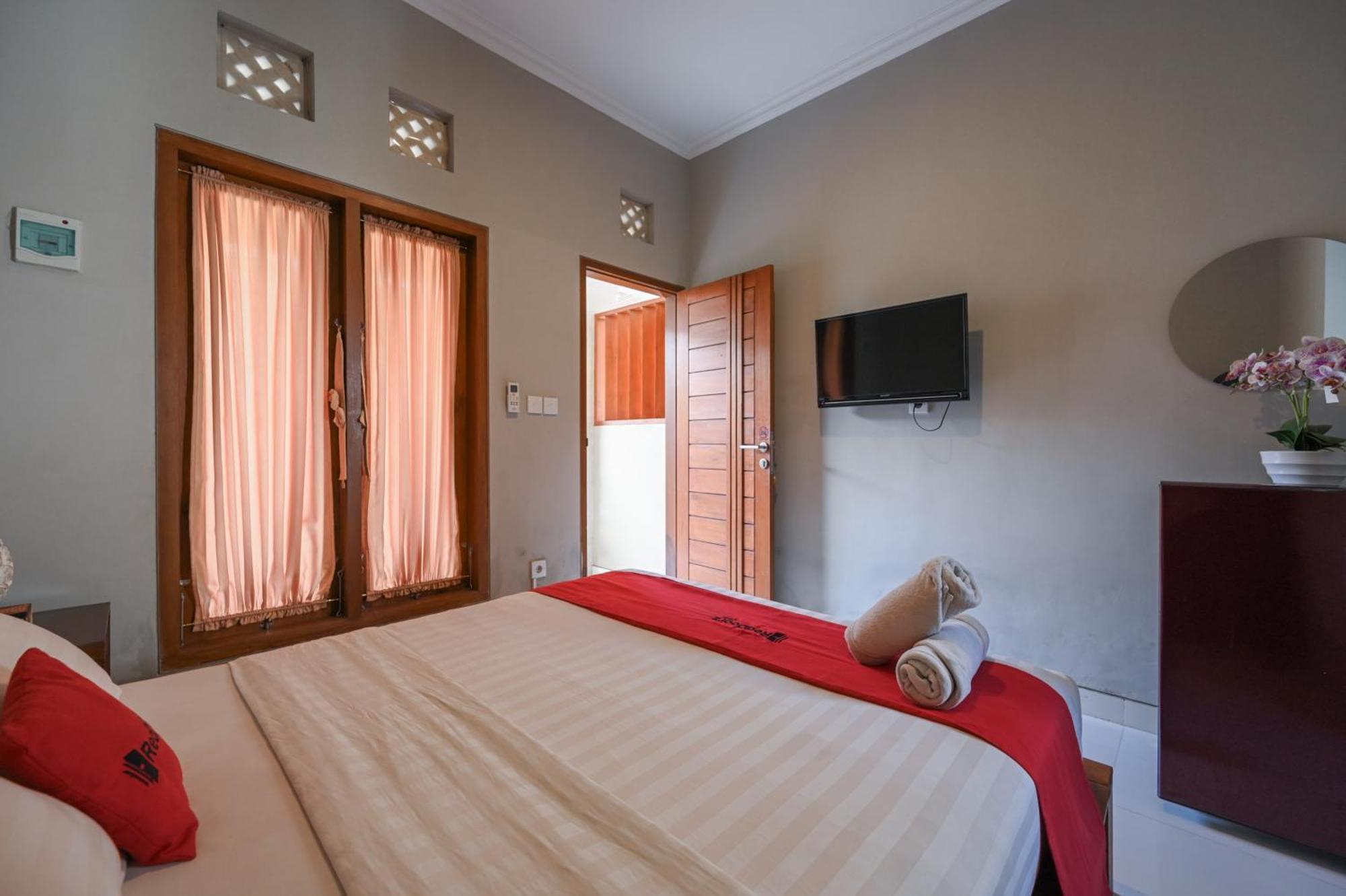 Reddoorz Near Mertasari Beach 2 Pesanggaran Dış mekan fotoğraf