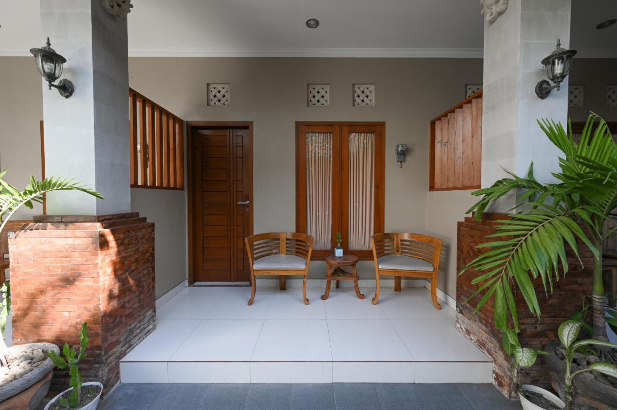 Reddoorz Near Mertasari Beach 2 Pesanggaran Dış mekan fotoğraf