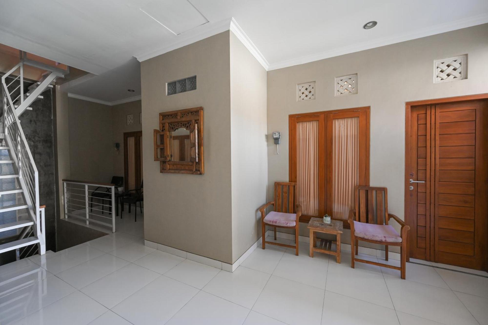 Reddoorz Near Mertasari Beach 2 Pesanggaran Dış mekan fotoğraf