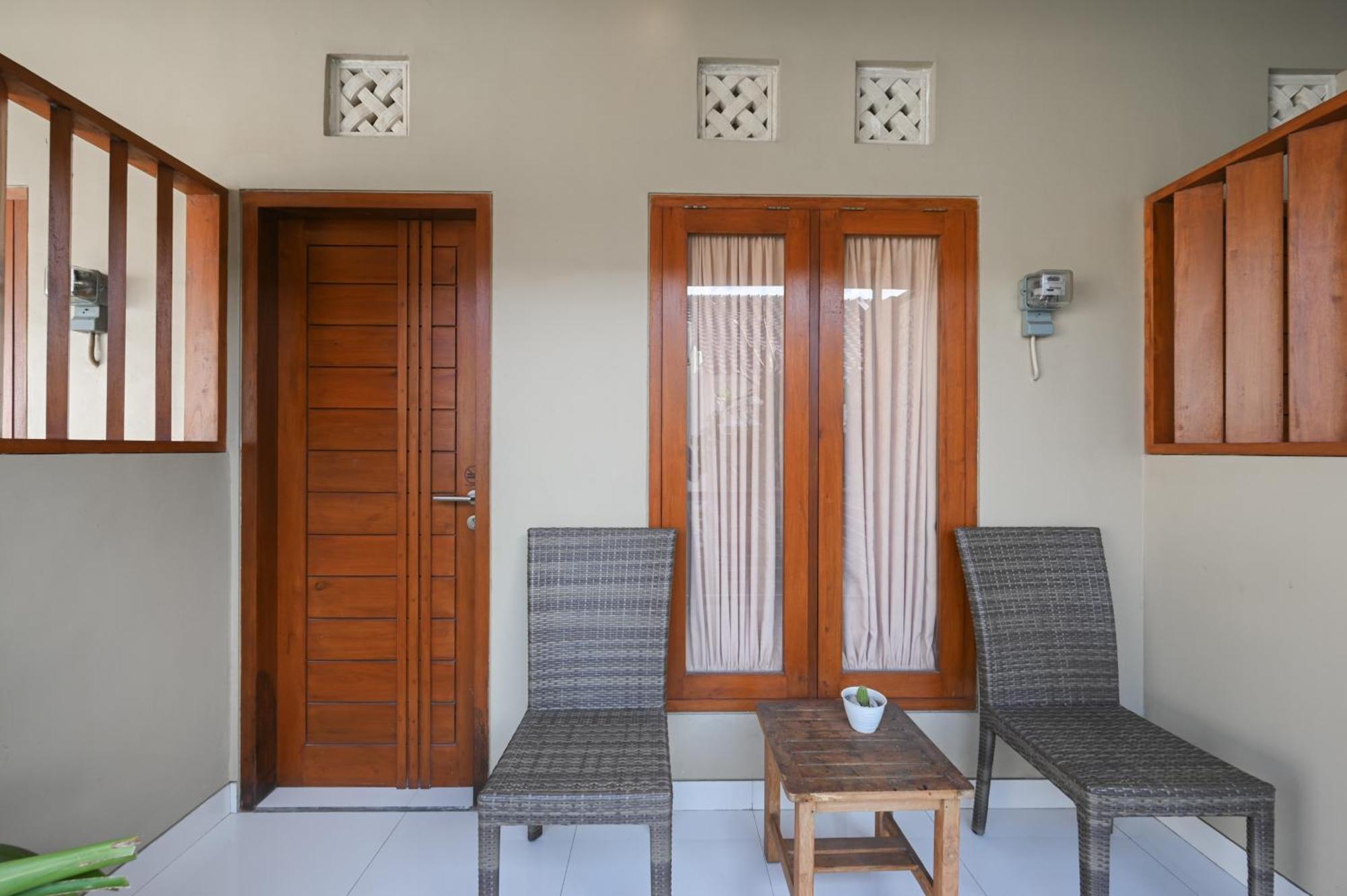 Reddoorz Near Mertasari Beach 2 Pesanggaran Dış mekan fotoğraf