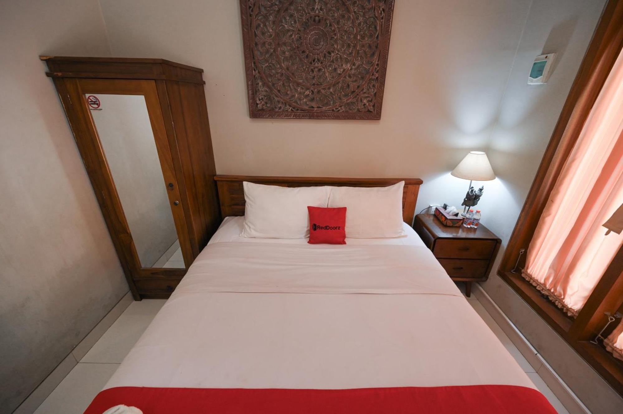 Reddoorz Near Mertasari Beach 2 Pesanggaran Dış mekan fotoğraf